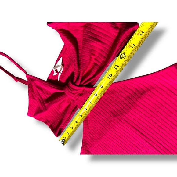 H&M Bold Fuchsia Sleeveless V-Neck Side Cutouts Ribbed Textured Mini Dress - Picture 12 of 15